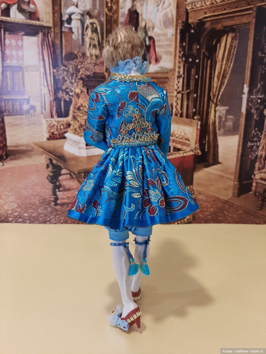 Придворные костюмы Цветная серия Голубой (фото 8)