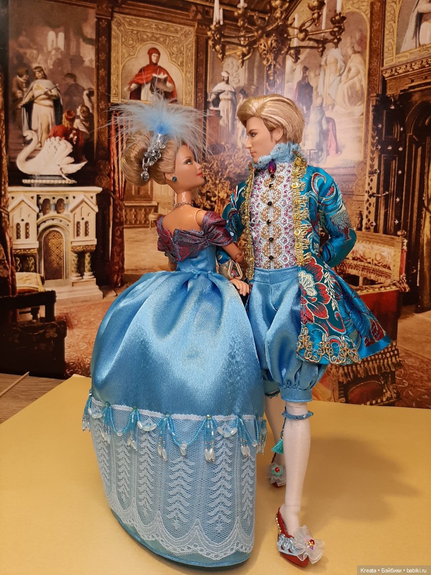 Придворные костюмы Цветная серия Голубой