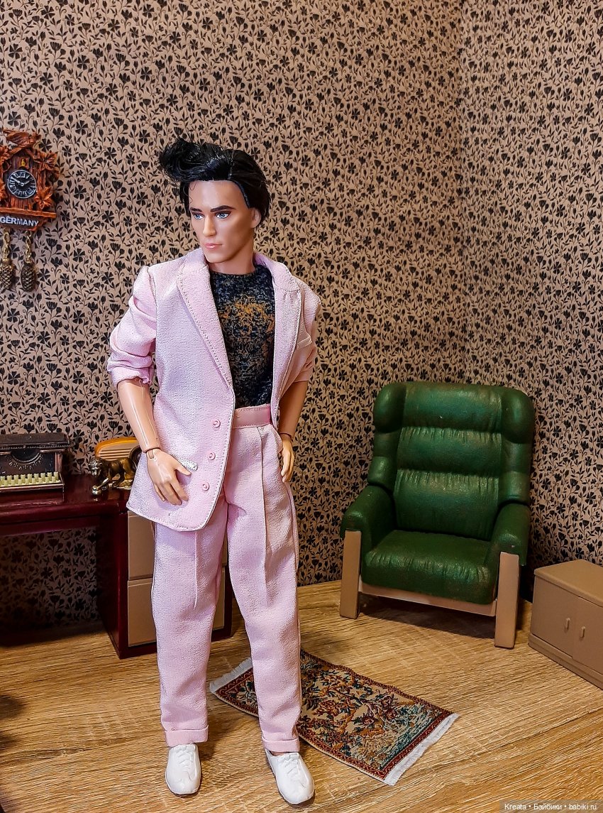 Костюмы ХХ века. 80-е — Одежда и обувь для кукол своими руками: фото (фото 9)