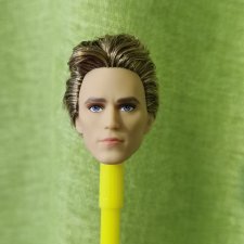 Голова Финика из голодных игр