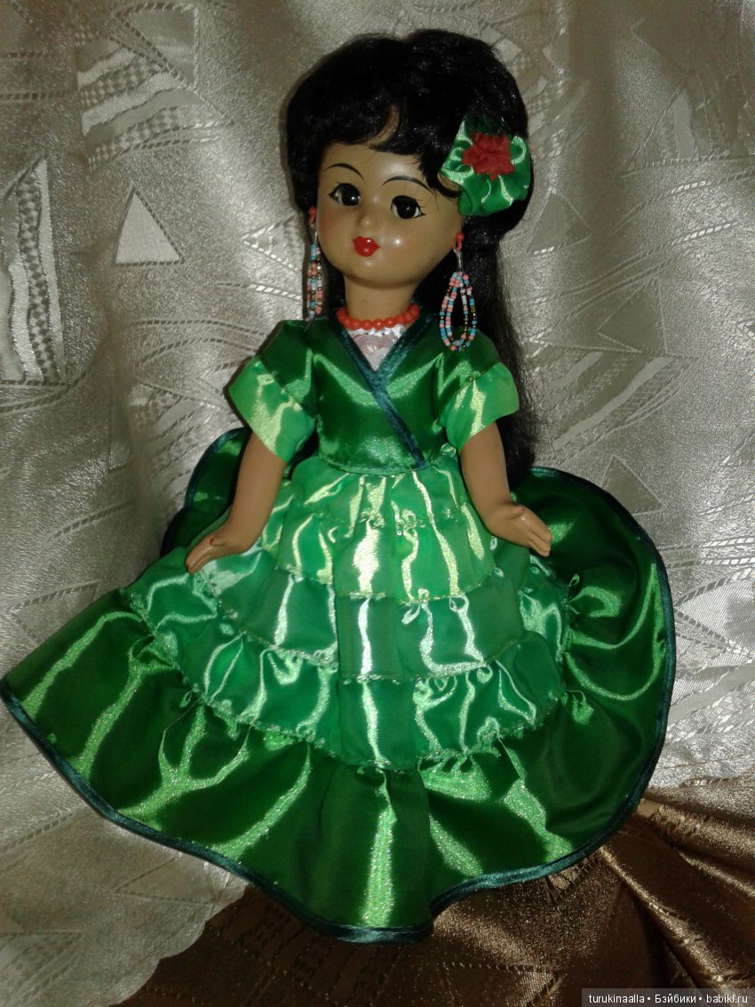 Цыганочка Зара...одежда многослойная с нуля...родные бусы и цветок