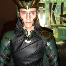 Продам Loki Hot Toys.