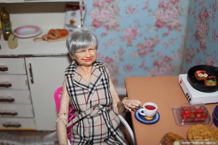 Бабушки и 8 Марта — Кукольные фотоистории и сериалы: комиксы