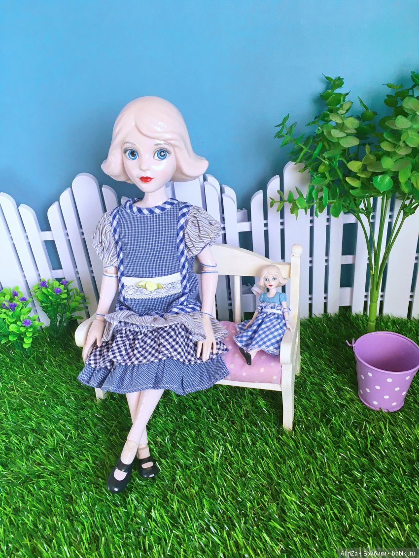 "Фарфор и лаванда" - открытки о Николь