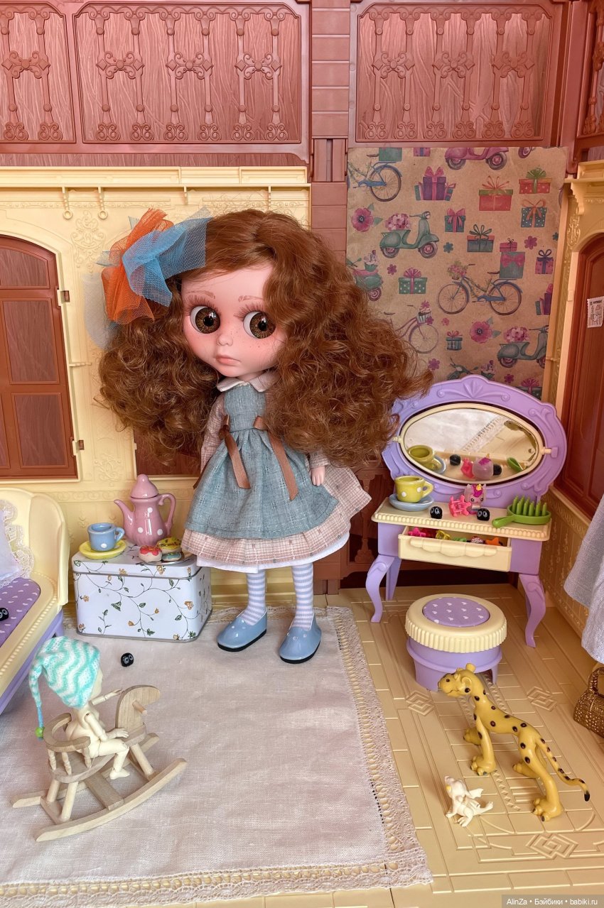 О платьях, чулках, друзьях и поисках себя