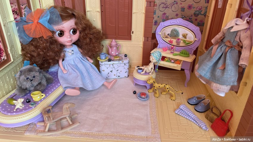 О платьях, чулках, друзьях и поисках себя