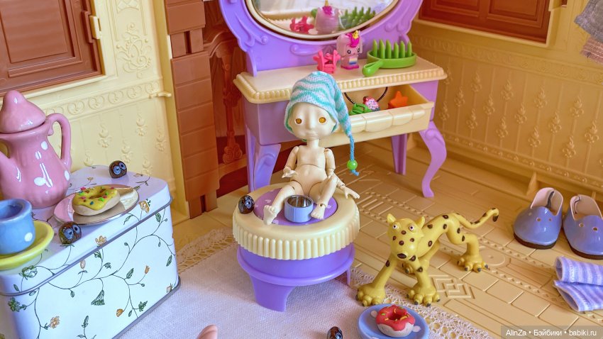 О платьях, чулках, друзьях и поисках себя