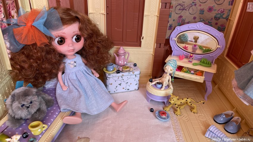 О платьях, чулках, друзьях и поисках себя