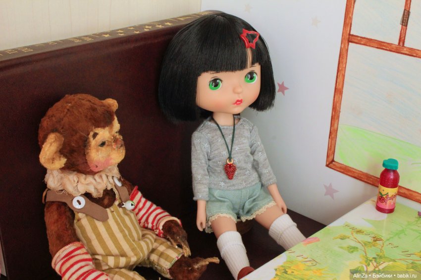 Книжный поезд — Азиатские виниловые куклы (разное): Китай