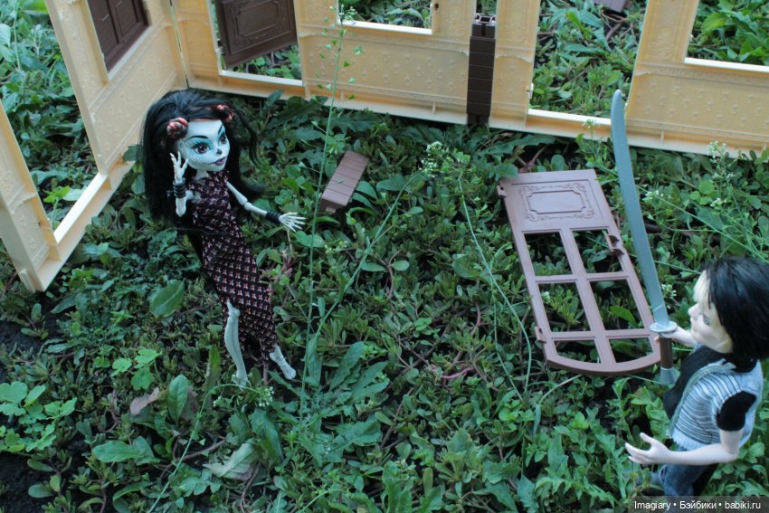 История старого дома — Мебель для кукол и домиков: фото (фото 2)