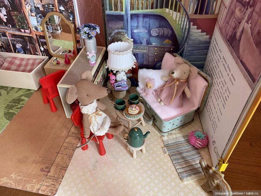 Мышиный дом - и гости в нём (фото 4)