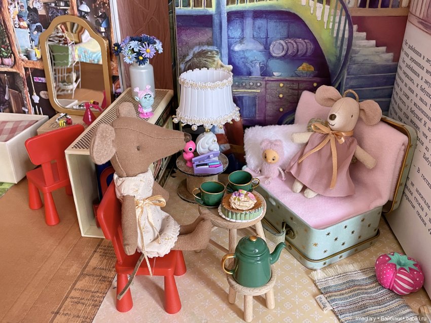 Мышиный дом - и гости в нём (фото 5)