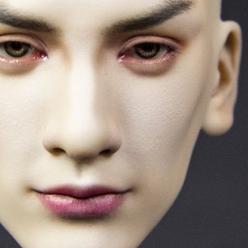 Красавчик Ло Юнь Си