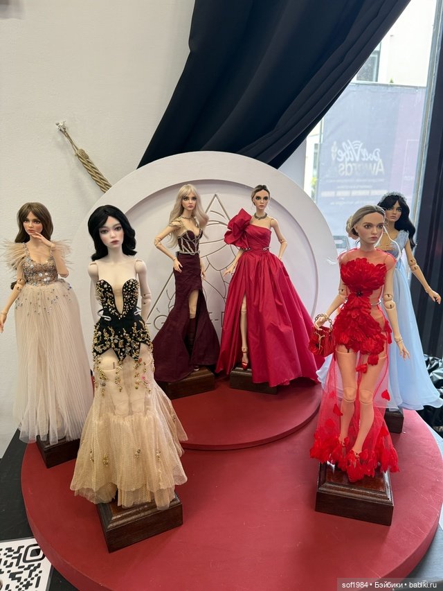 "Территория кукол - пространство вне политики, вне конъюнктуры" - Интервью с организатором выставки "Территория кукол"