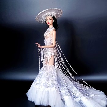 Жемчуга много не бывает!