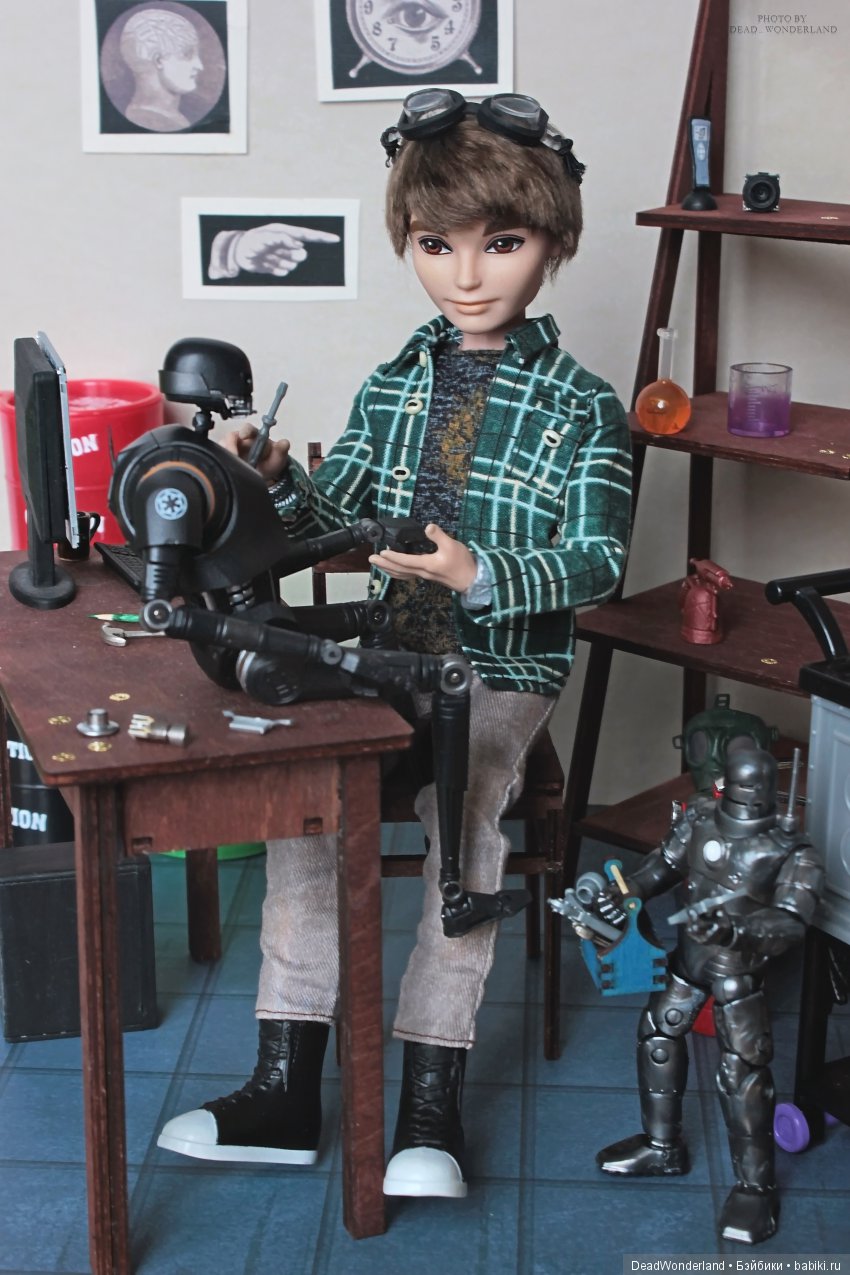 Механик — Куклы Monster High и Ever After High: G1