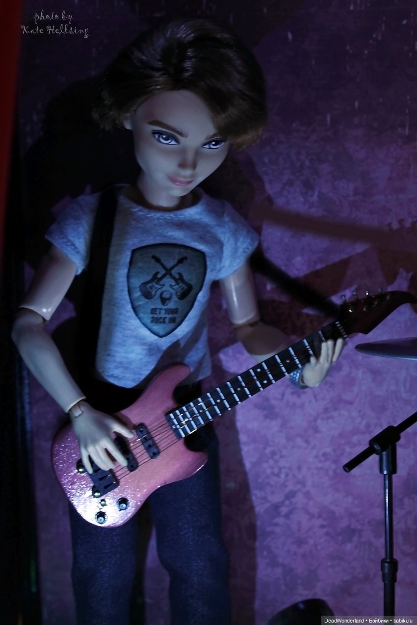 Старые фото. Rock band — Куклы Monster High и Ever After High: G1 (фото 5)