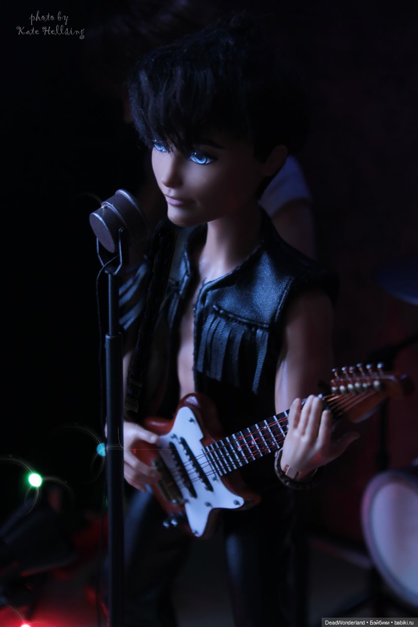 Старые фото. Rock band — Куклы Monster High и Ever After High: G1