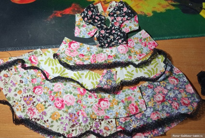 Обновки — Одежда и обувь для кукол своими руками: фото (фото 2)
