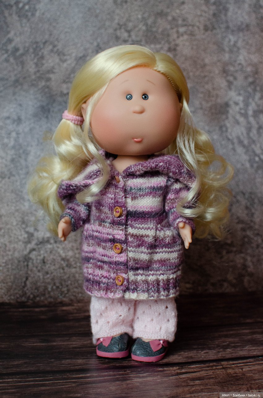 Колобочек и одежда — Куклы Nines d'Onil (Нинес): Миа (Mia) (фото 2)