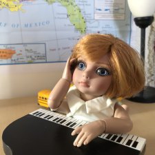 В музее «Пожалуйста, трогайте!» с моей Стрекозкой