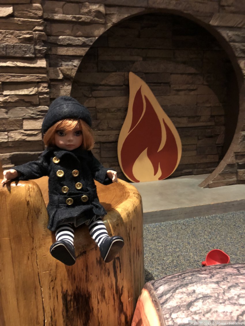 В музее «Пожалуйста, трогайте!» с моей Стрекозкой