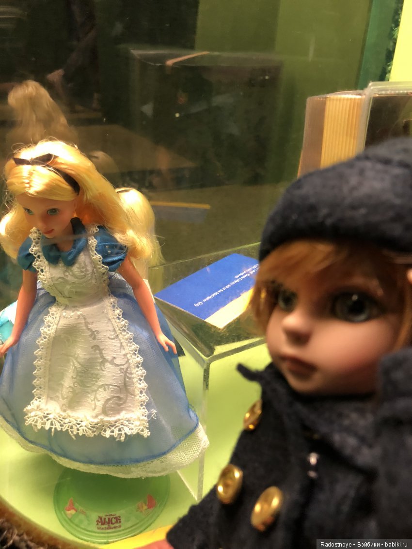 В музее «Пожалуйста, трогайте!» с моей Стрекозкой