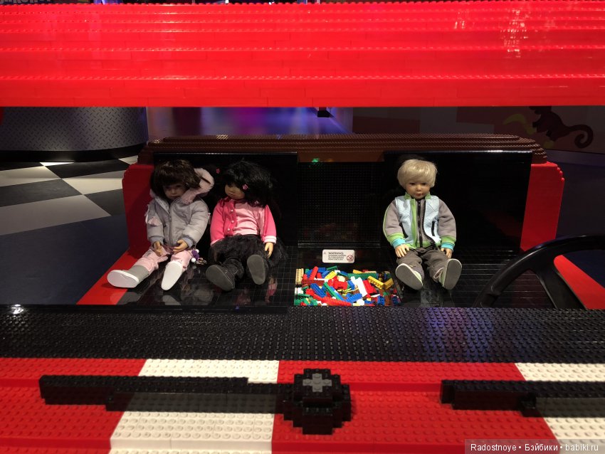 Мои ребятки-котятки в ЛегоЛэнде