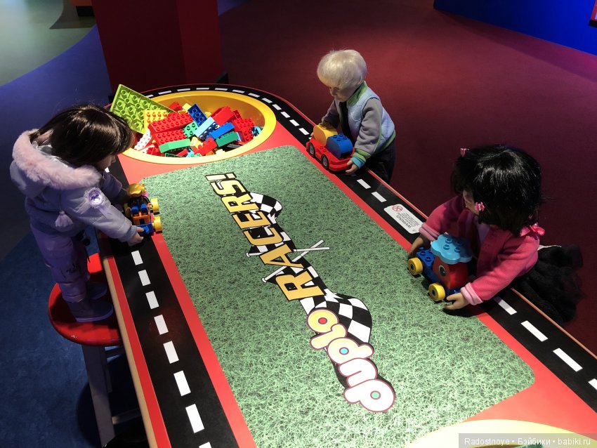 Мои ребятки-котятки в ЛегоЛэнде