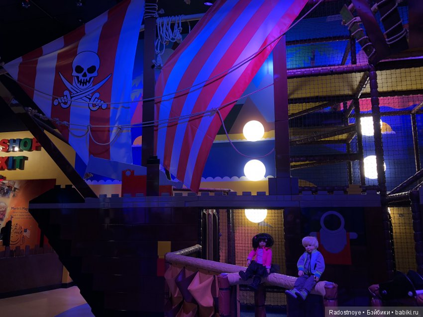 Мои ребятки-котятки в ЛегоЛэнде