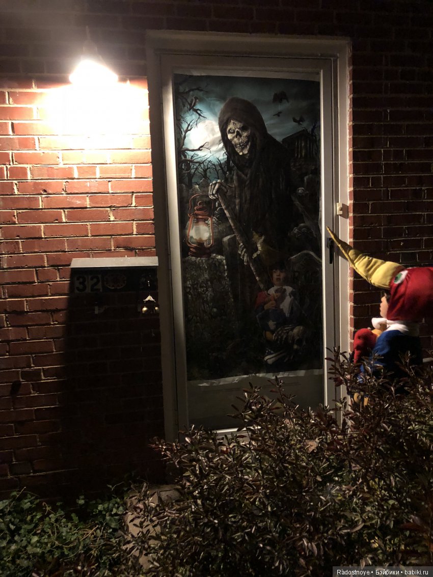 Trick-or-Treating. Типичный Хеллоуин в типичной Америке