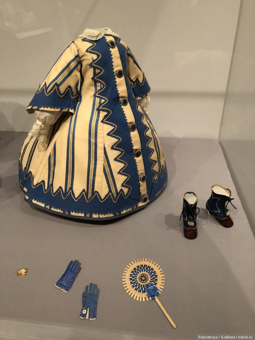 Маленькие леди: Викторианские модные куклы и идеал женщины