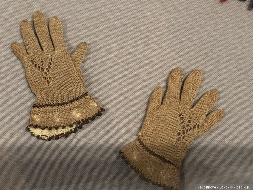 Маленькие леди: Викторианские модные куклы и идеал женщины