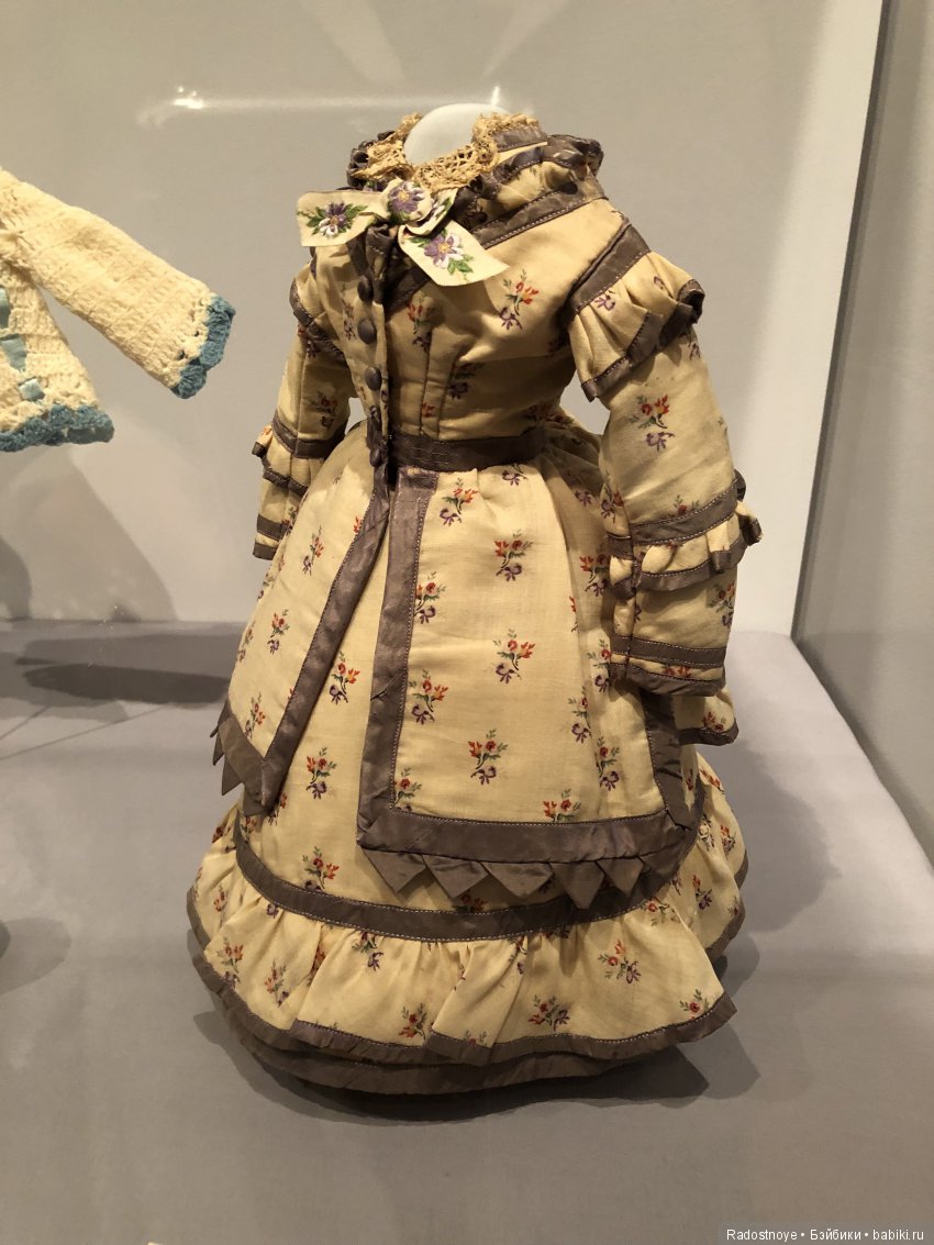 Маленькие леди: Викторианские модные куклы и идеал женщины