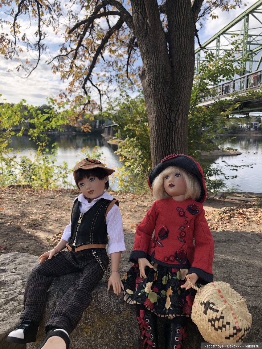 Феникс и Шиа (Phoenix and Shea)