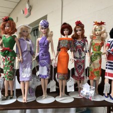 Барби на выставке