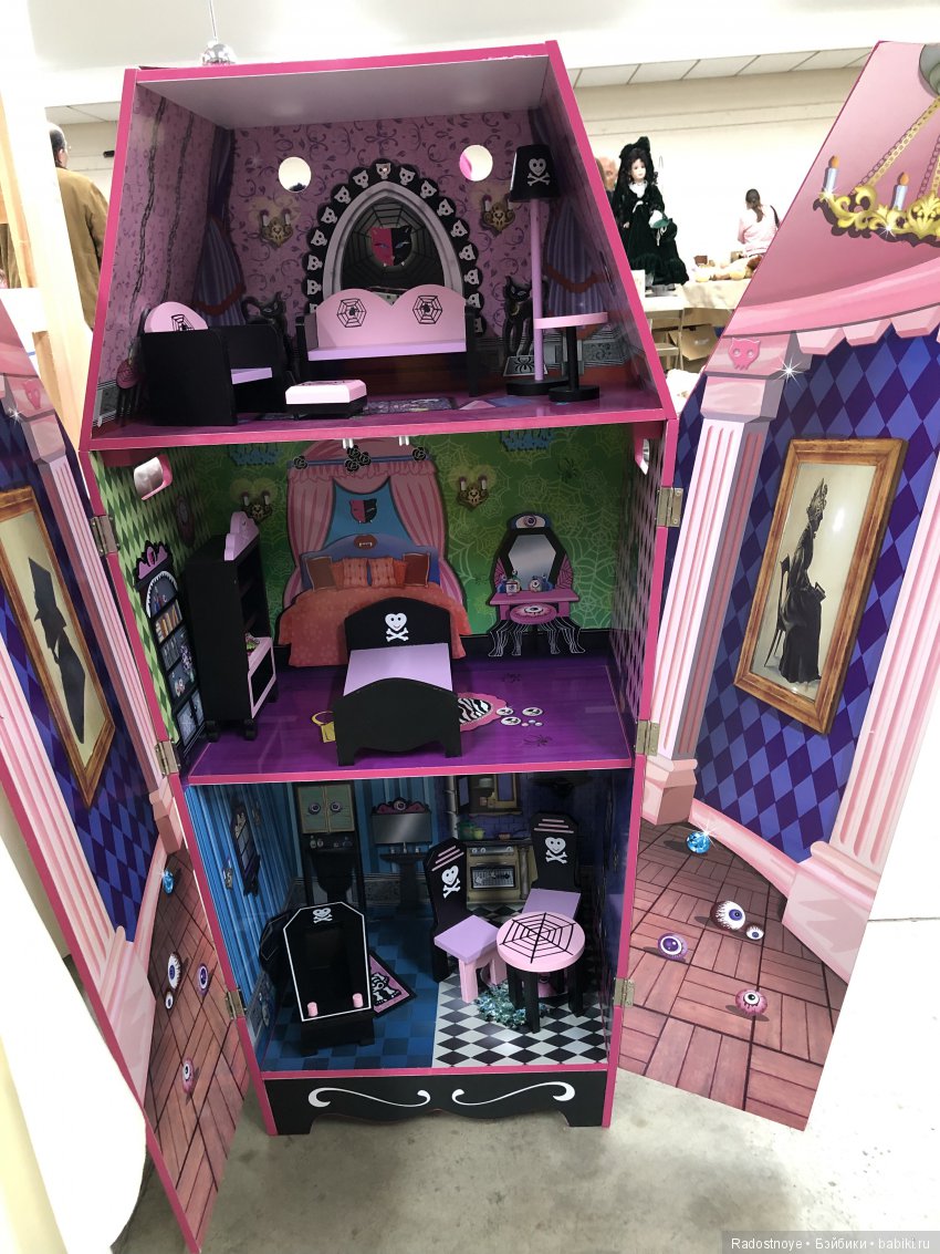 Барби на выставке — Выставки кукол и мишек Тедди: фоторепортажи