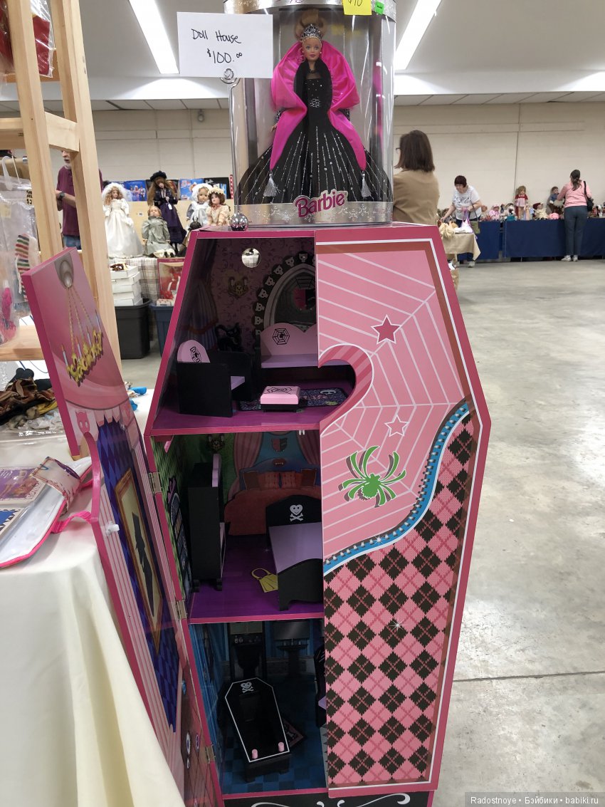 Барби на выставке — Выставки кукол и мишек Тедди: фоторепортажи