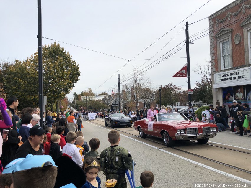 Halloween Parade. Парад, посвящённый Хэллоуину