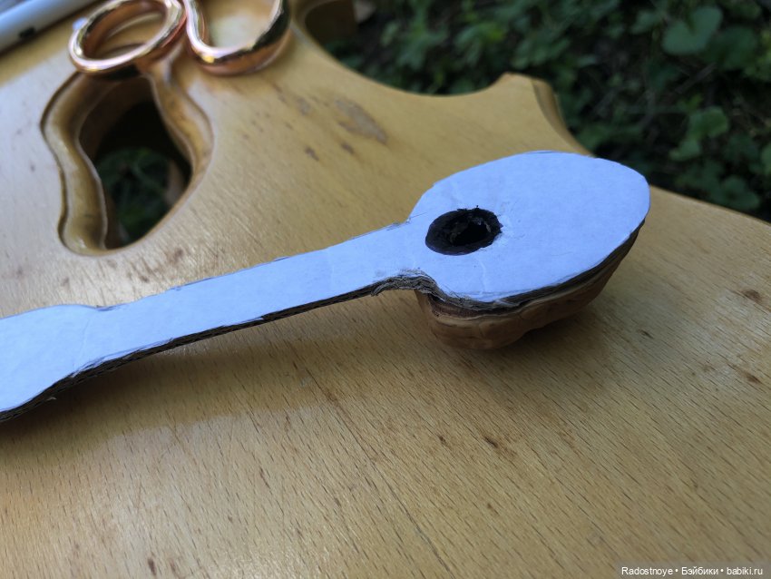 Как сделать мандолину из скорлупы грецкого ореха.МК Миссис Бэйбики