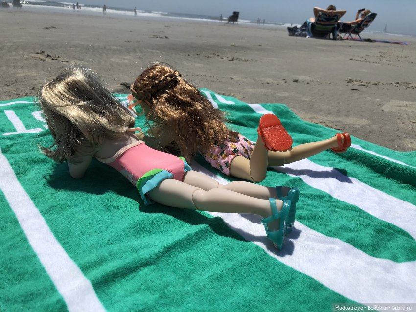 Город нарядных леди | Бэйбики Город нарядных леди — Куклы Ruby Red (Руби Ред) Fashion Friends: Siblies