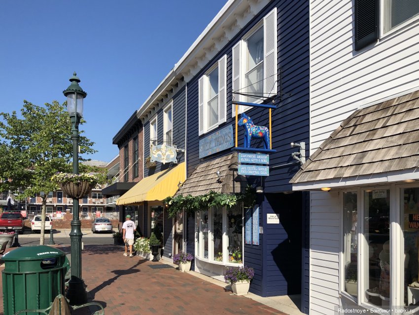 Город нарядных леди | Бэйбики Город нарядных леди — Куклы Ruby Red (Руби Ред) Fashion Friends: Siblies