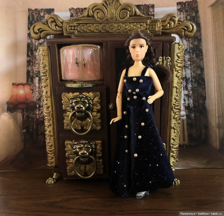 Шкаф неземной красоты. Августфест 2021 г. Часть пятая из шести (фото 4)