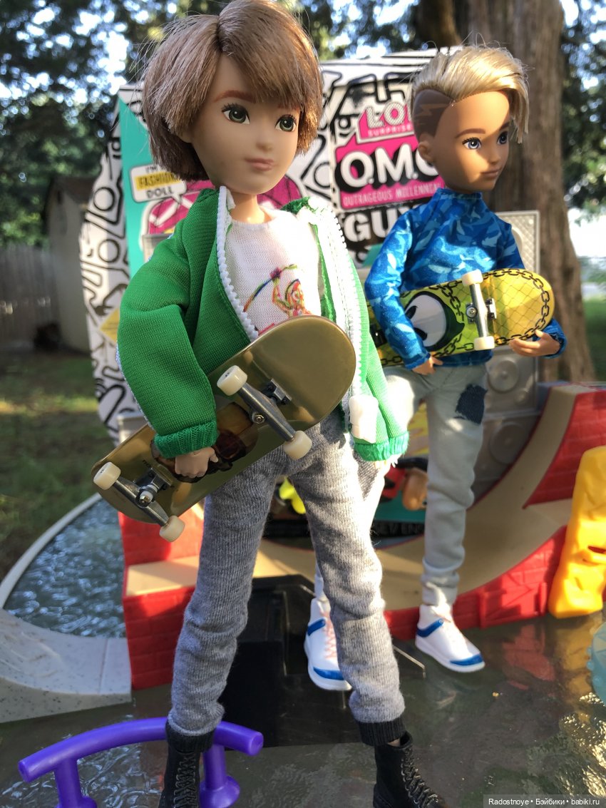 Новинки LOL. И цикада вылезает из шкурки