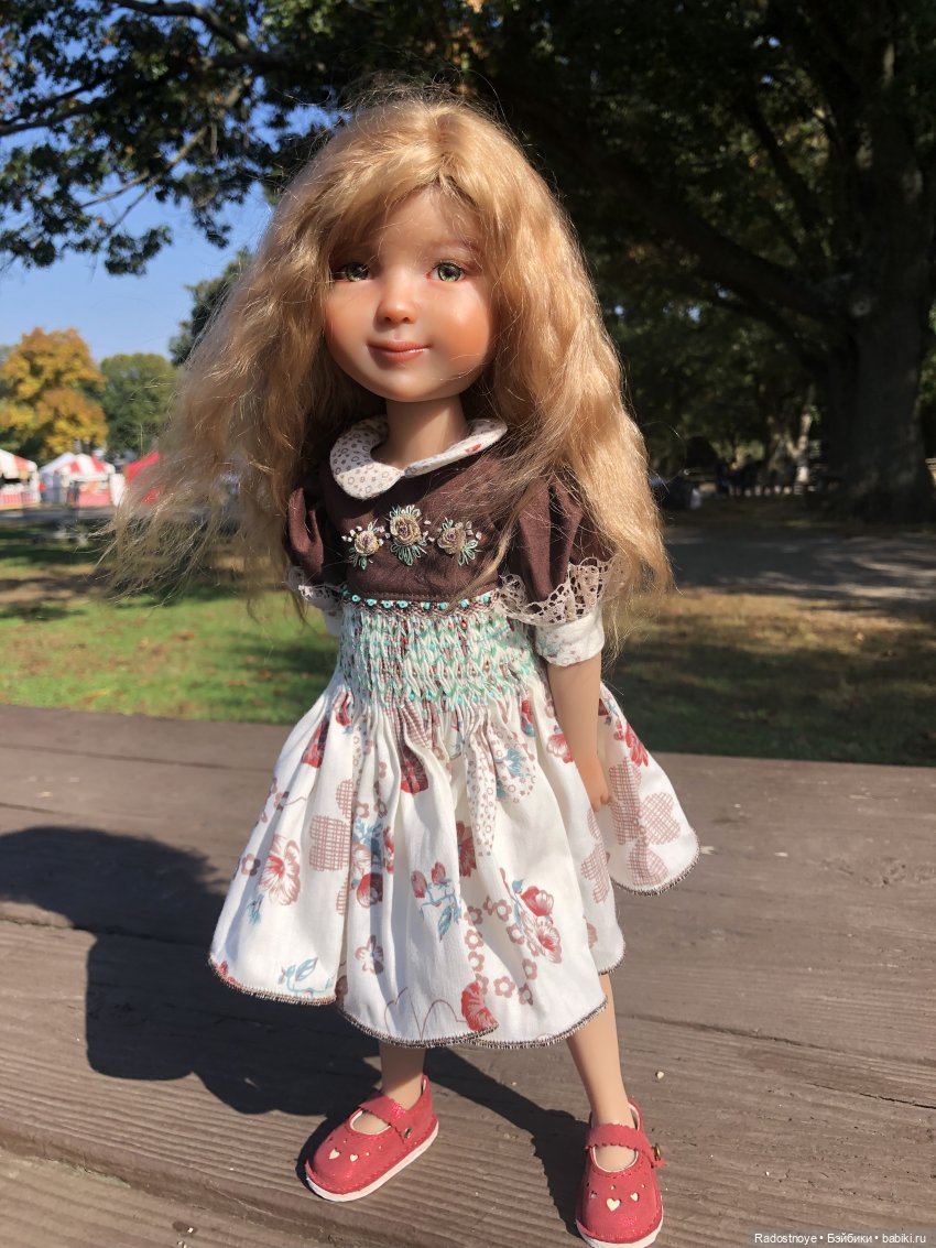 Врачи без границ | Бэйбики Врачи без границ — Куклы Ruby Red (Руби Ред) Fashion Friends: Siblies (фото 6)