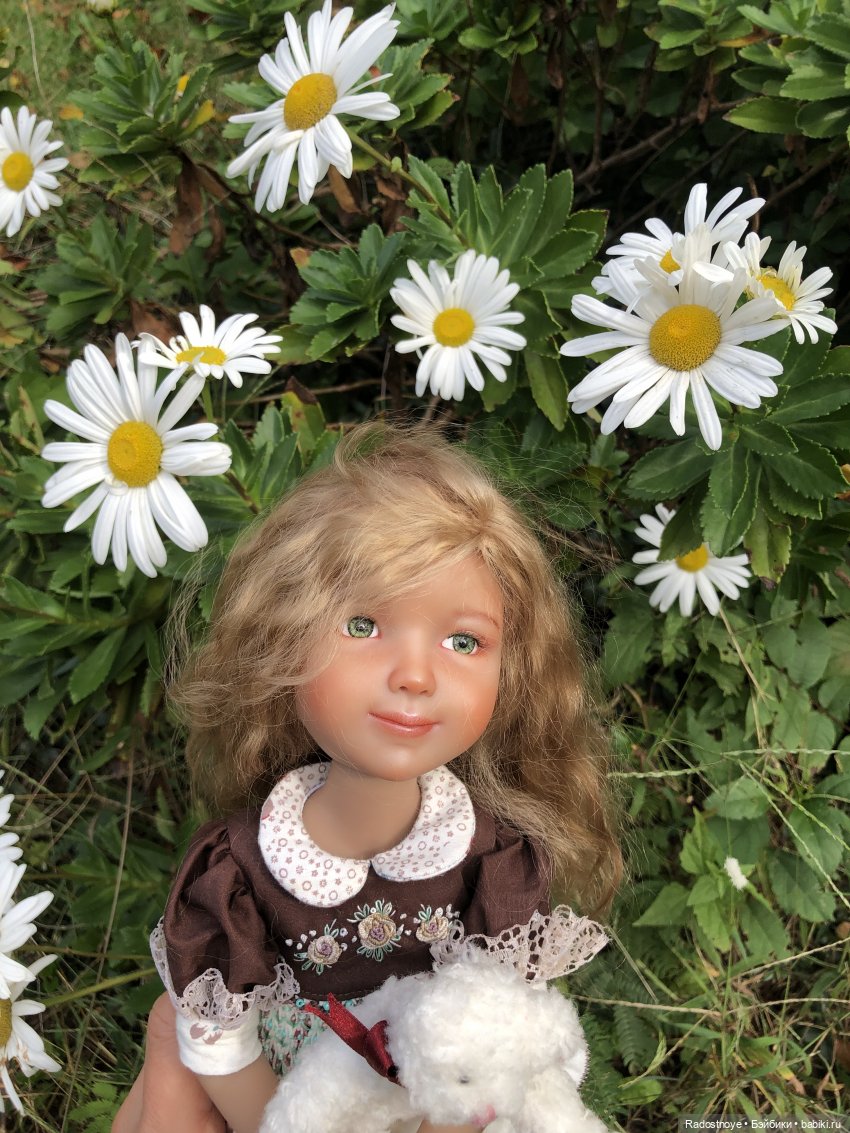 Врачи без границ | Бэйбики Врачи без границ — Куклы Ruby Red (Руби Ред) Fashion Friends: Siblies