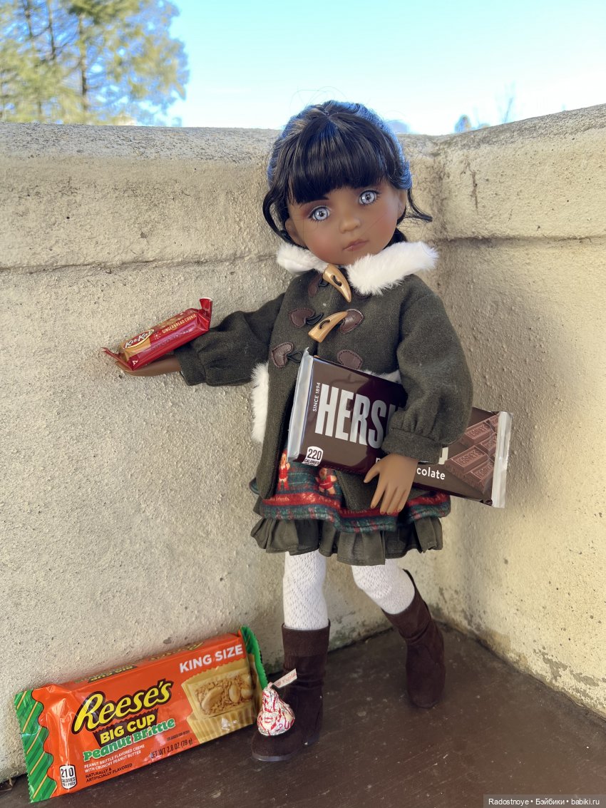 Джой в Hershey — Куклы Ruby Red (Руби Ред) Fashion Friends: Siblies (фото 2)