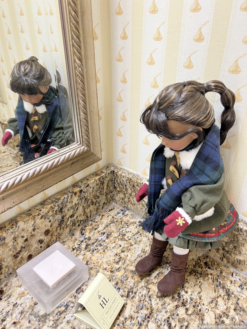 Джой в Hershey — Куклы Ruby Red (Руби Ред) Fashion Friends: Siblies (фото 7)