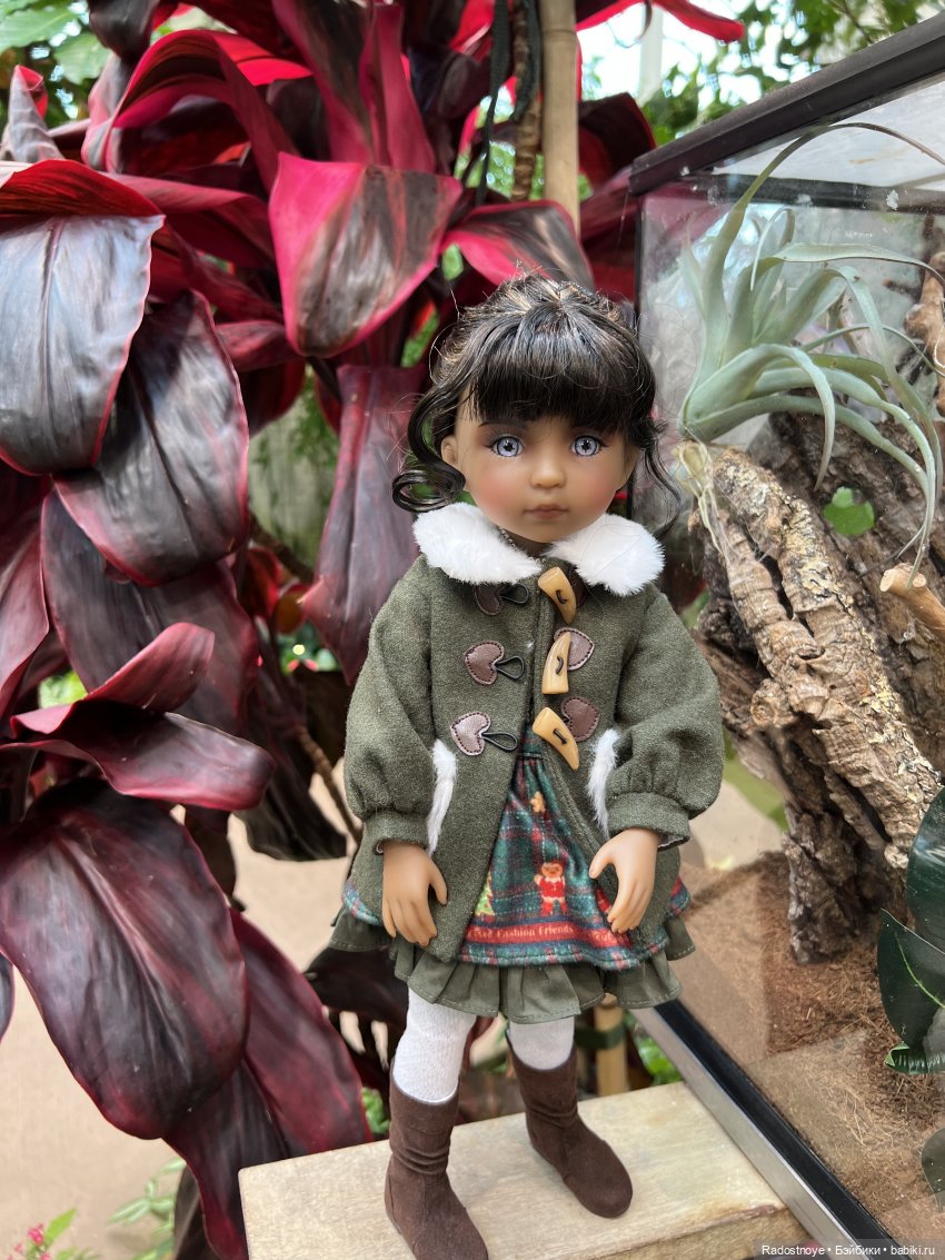 Джой в Hershey — Куклы Ruby Red (Руби Ред) Fashion Friends: Siblies