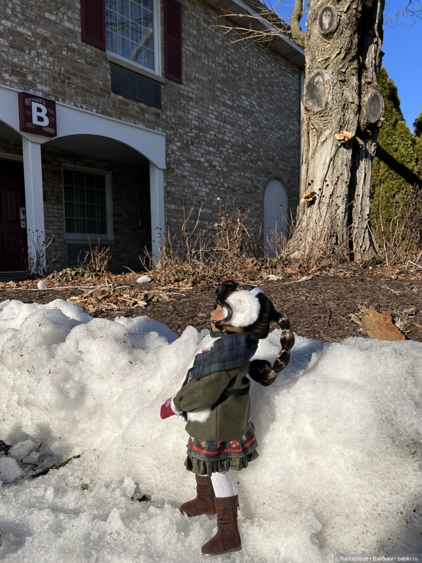 Джой в Hershey — Куклы Ruby Red (Руби Ред) Fashion Friends: Siblies (фото 8)